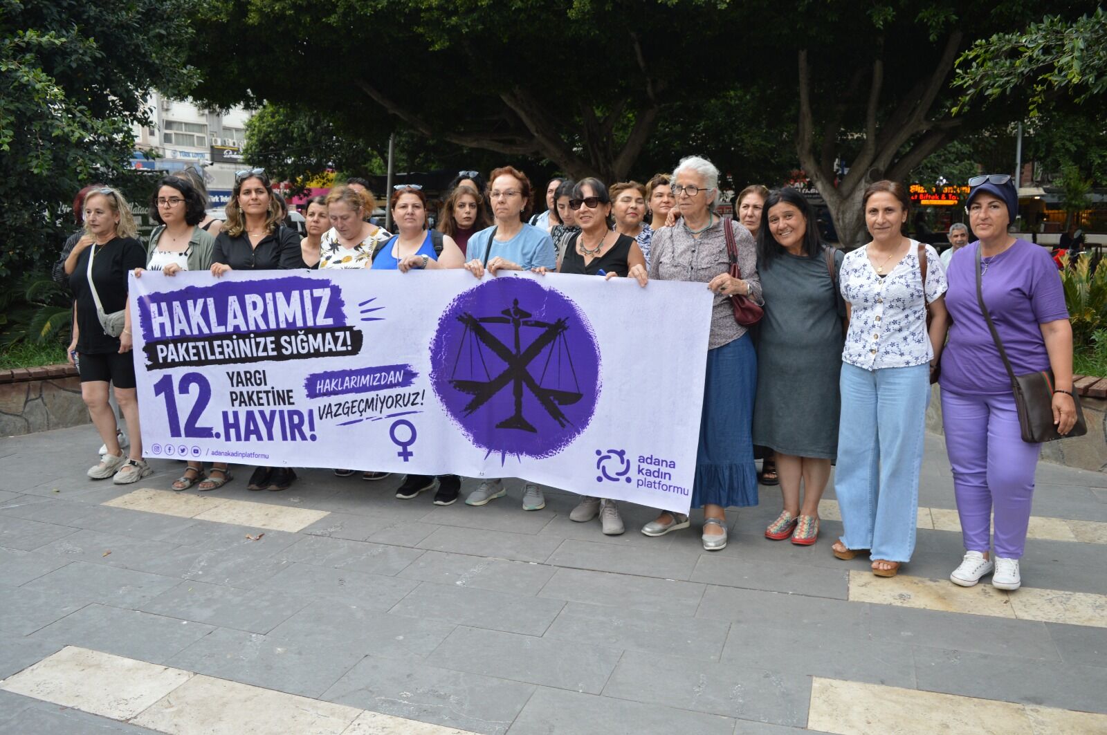 Adana Kadın Platformu: Yargı Değil, Gasp Paketi! 12. Yargı Paketi’ne Hayır!