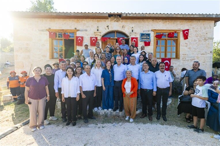 Başkan Seçer İle Meral Seçer, ‘8. Lavanta Hasat Şenli̇ği̇’ne Katildi (13)