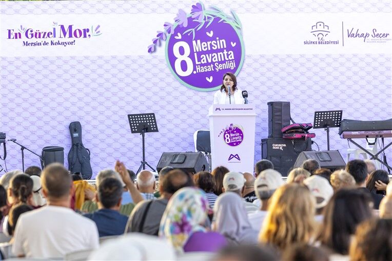 Başkan Seçer İle Meral Seçer, ‘8. Lavanta Hasat Şenli̇ği̇’ne Katildi (17)