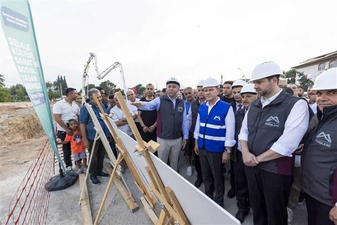 Başkan Seçer, ‘Şelale Kültür, Sanat Ve Sosyal Yaşam Merkezi̇ Temel Atma Töreni̇’ne Katildi (14)