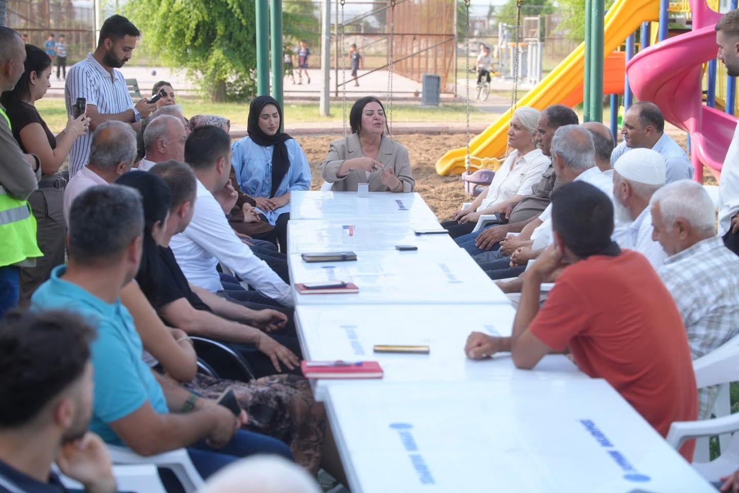 Başkan Veki̇li̇ Akkan'dan Mahalle Gezi̇leri̇ 6