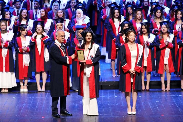 Gaün Tip Fakültesi̇’nden 200 Genç Doktor Mezun Oldu4