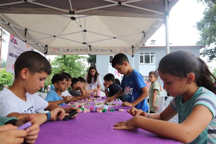 Mersi̇n Büyükşehi̇r’i̇n ‘Köy Bi̇zi̇m Şenli̇k Bi̇zi̇m’ Etki̇nli̇kleri̇ Dalakderesi̇’nde Başladi (2)