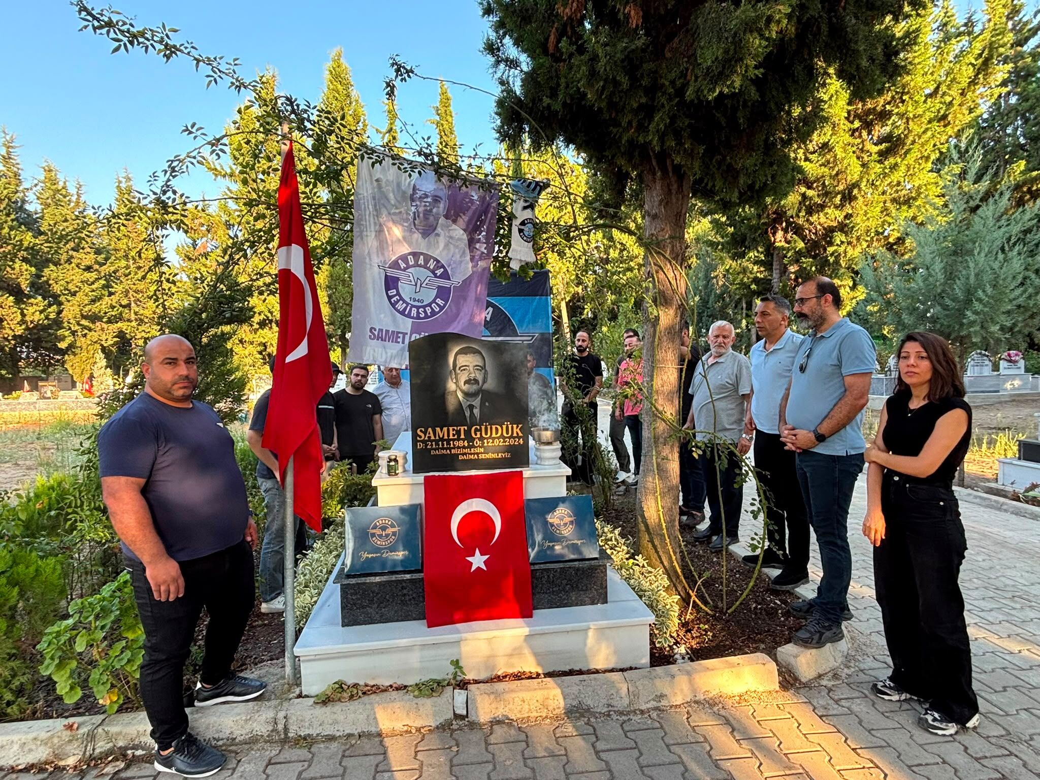 Samet Güdük'ün Demirspor Sevdası Mezarı Başında Yaşatıldı