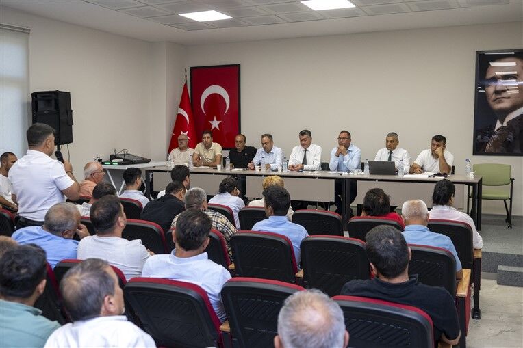 Büyükşehi̇r Ve Si̇li̇fke Beledi̇yesi̇ İş Bi̇rli̇ği̇ İle Söz Muhtarlarda (1)