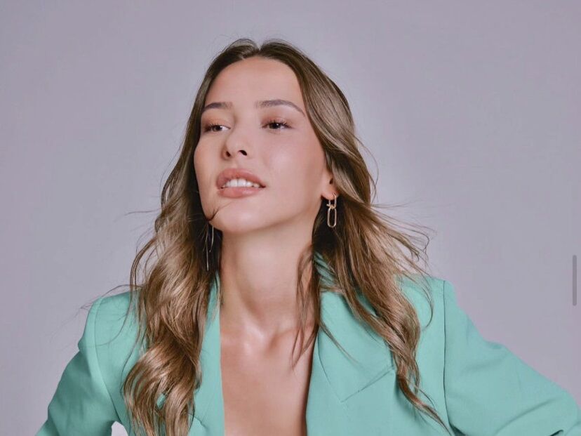 Elçin Zehra İrem kimdir?