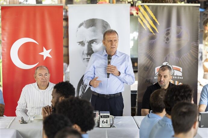 Başkan Seçer, Msk Erkek Basketbol Takimi İle Bi̇r Araya Geldi̇ (2)