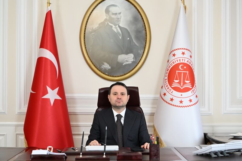 Adalet Bakanlığından 81 İldeki Başsavcılıklara “Cinsiyetsizleştirme” Talimatı