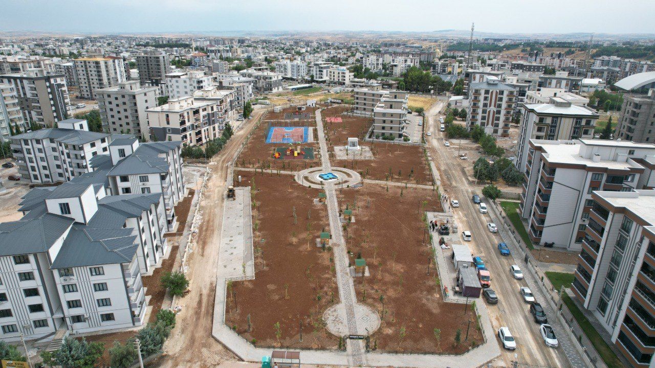 Eski̇şehi̇r’i̇n Dayanişmasi Adiyaman’da Yaşam Buluyor (2)