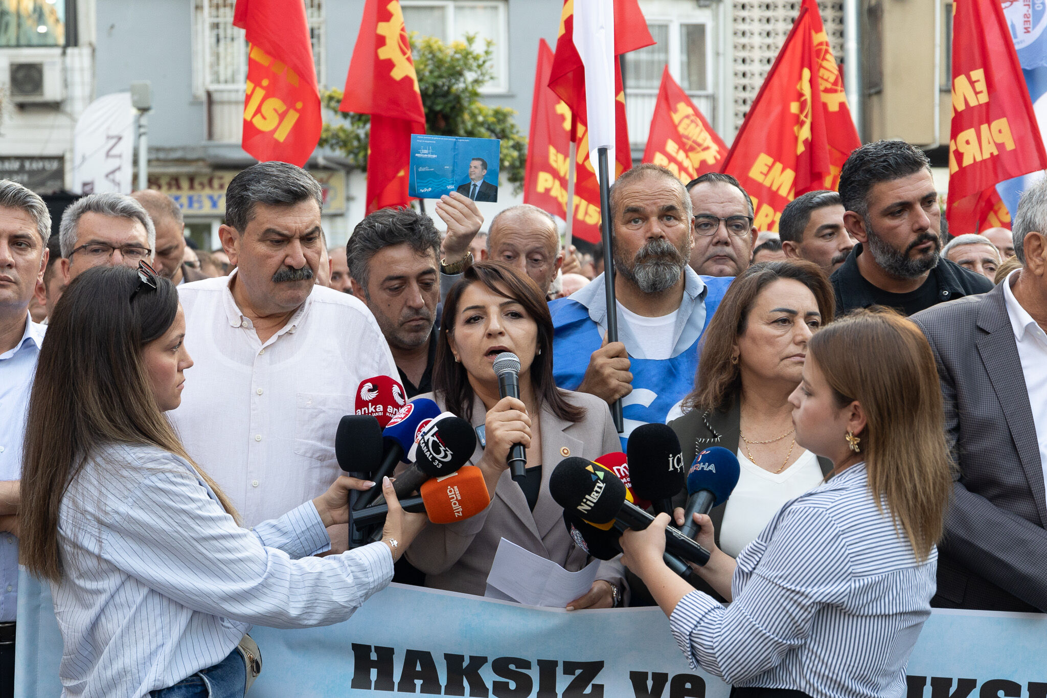 Chp Mersi̇n İl Başkanliği ‘Mersi̇n Başkanlarina Sahi̇p Çikiyor’ Buluşmasi Düzenledi̇ (11)