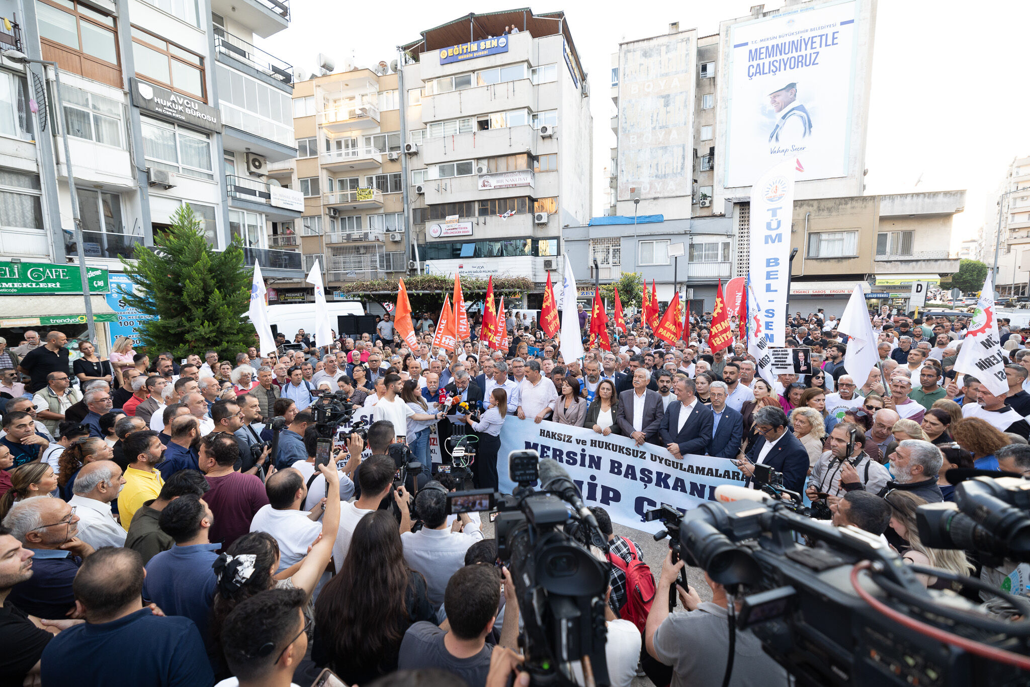 Chp Mersi̇n İl Başkanliği ‘Mersi̇n Başkanlarina Sahi̇p Çikiyor’ Buluşmasi Düzenledi̇ (9)