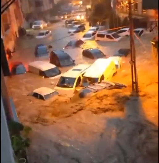 İstanbul Valisi Gül’den sağanak uyarısı: Zorunlu olmadıkça evden çıkmayın