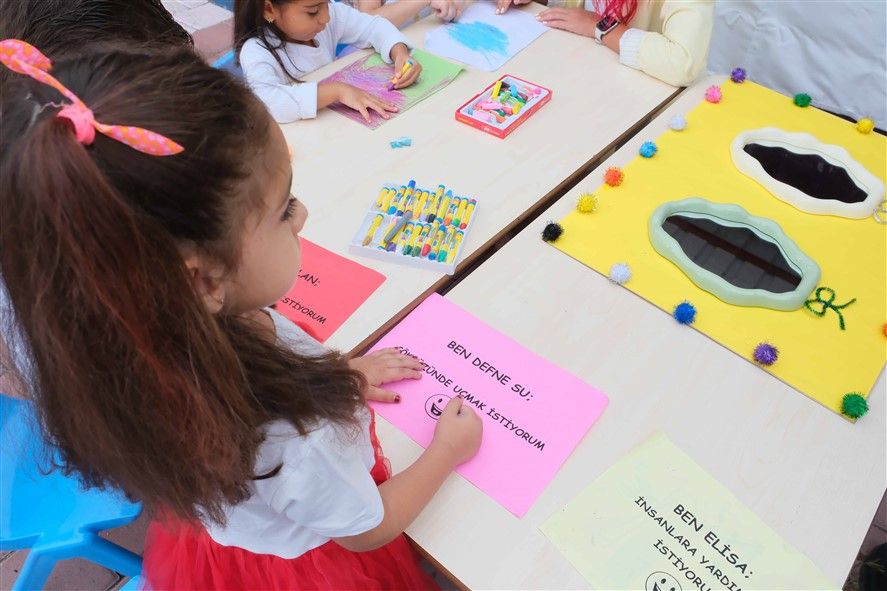 Kız Çocukları Özgürce Ve Güvenle Büyüsün (1)